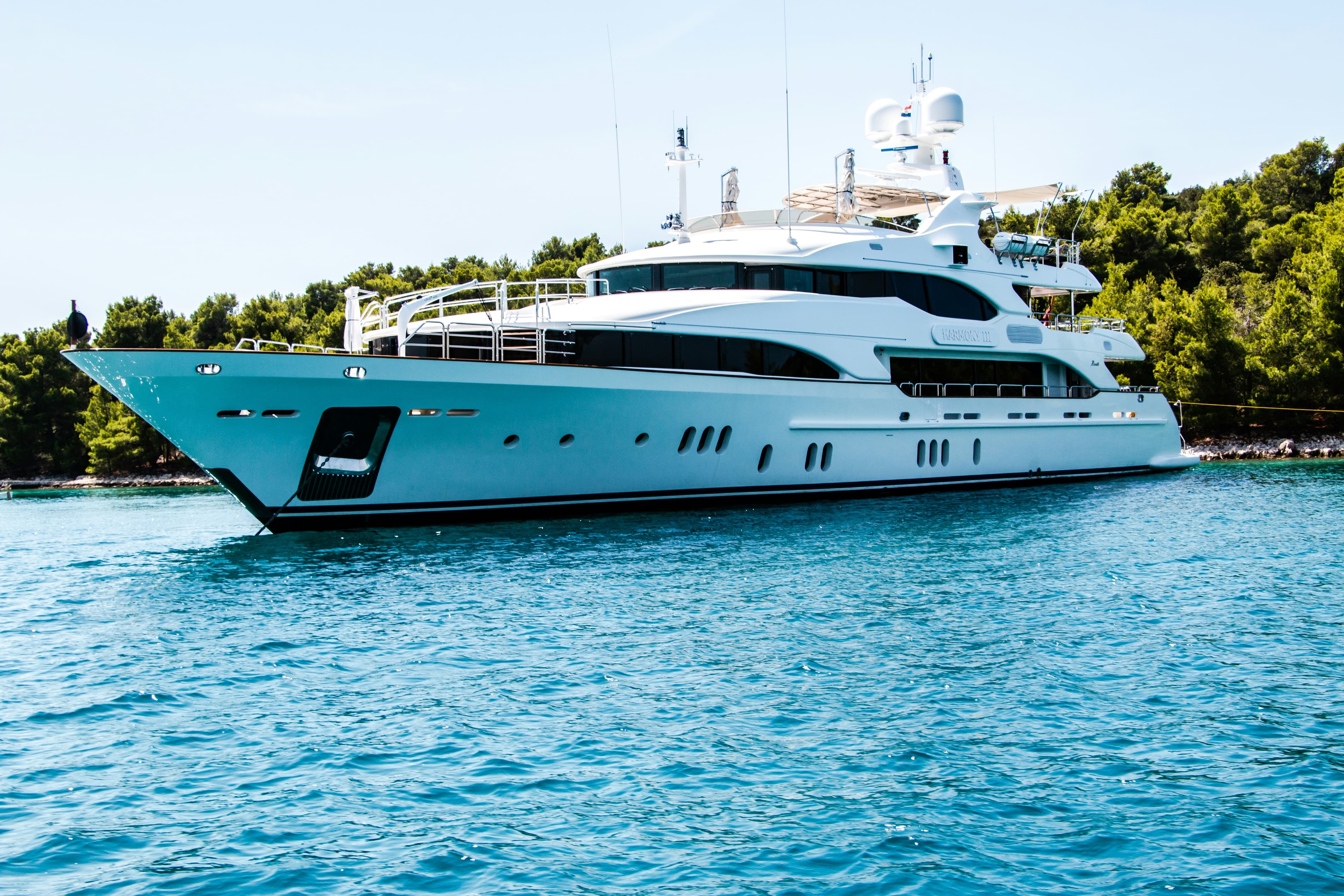 Luxury Yachts